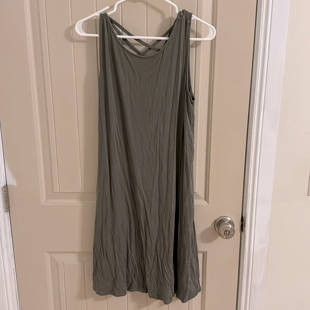 Olive geeen sleeveless stretchy short dress